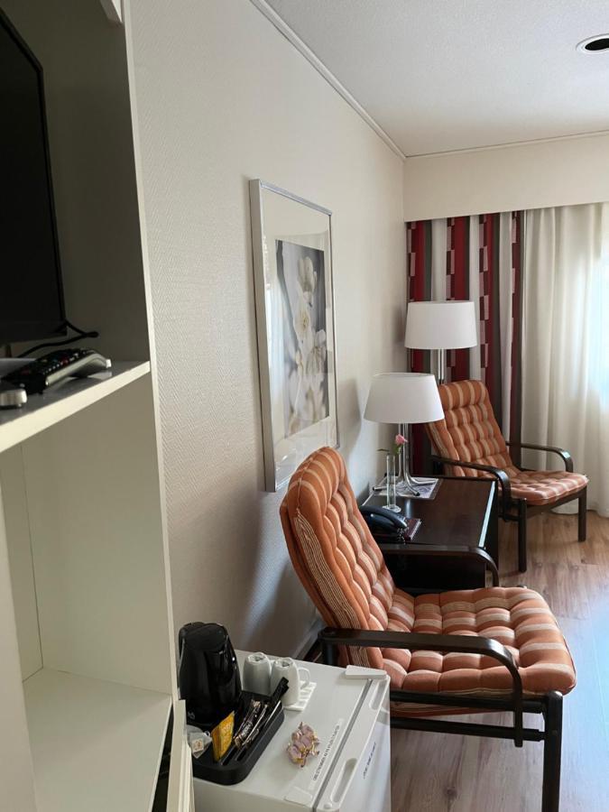 Eckeroe Hotell & Restaurang Eksteriør bilde