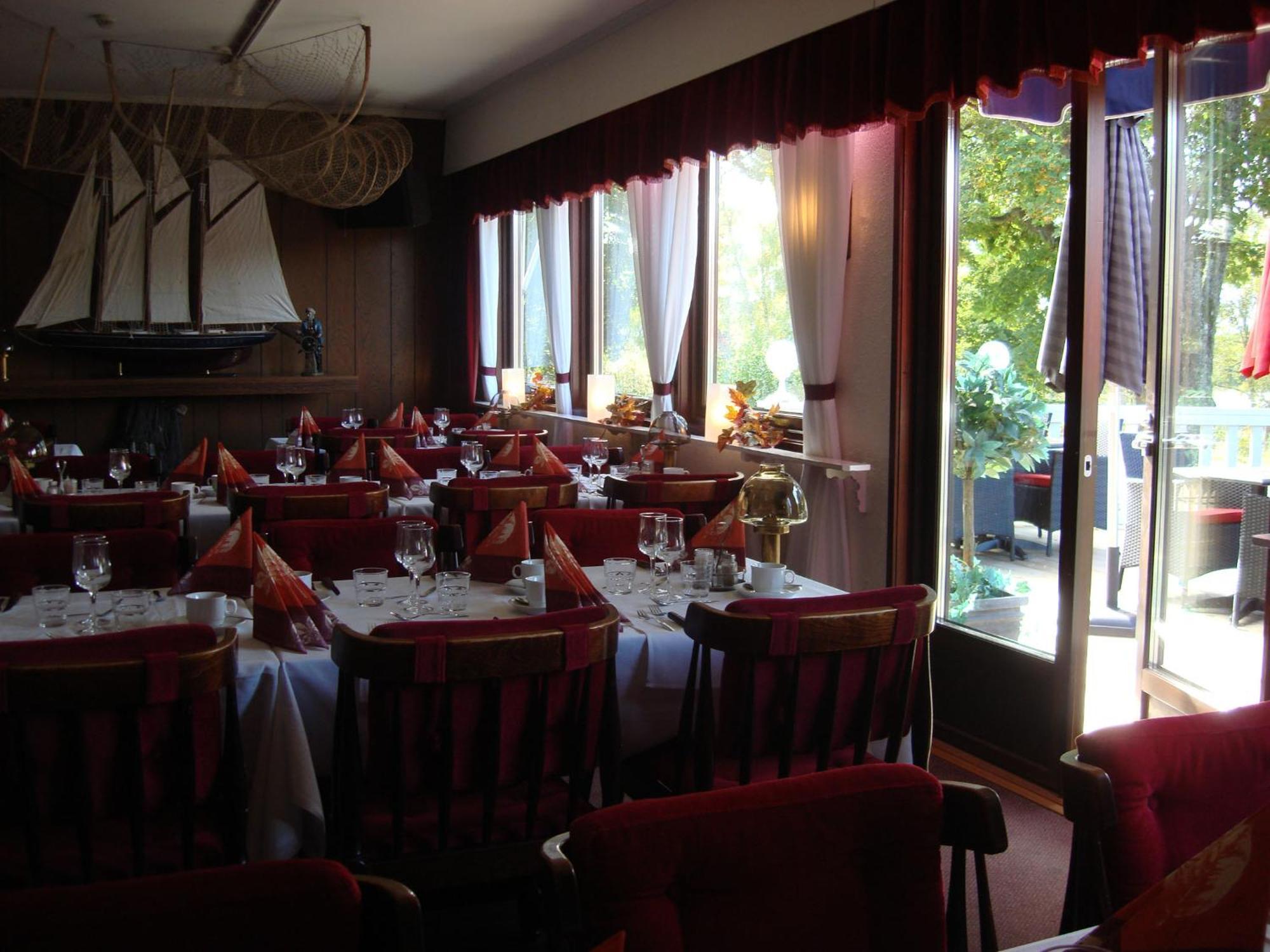 Eckeroe Hotell & Restaurang Eksteriør bilde